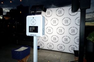 STK Confetti Boomerang Booth