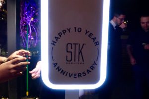 STK Confetti Boomerang Booth